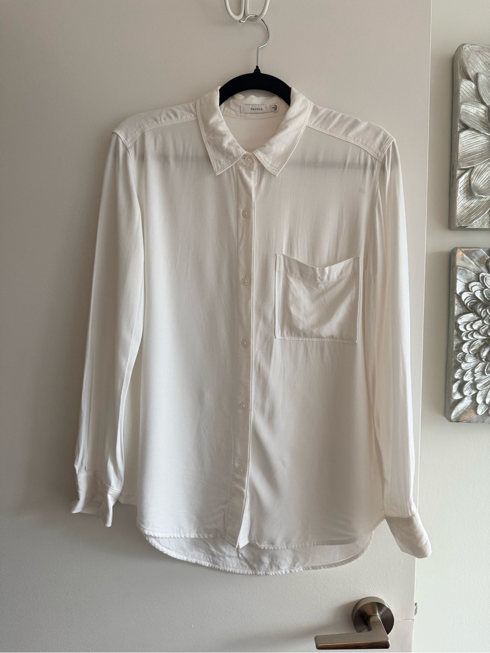 TALULA (ARITZIA) Casual White Button Down